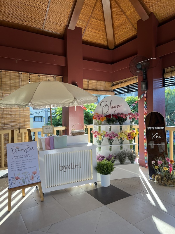 Flower Bloom Bar