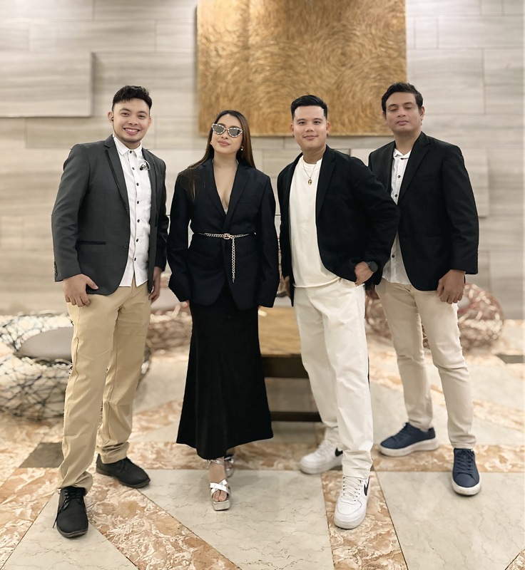 The Vanity portfolio photo 4