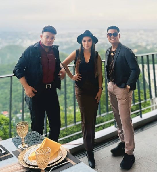 The Vanity portfolio photo 7